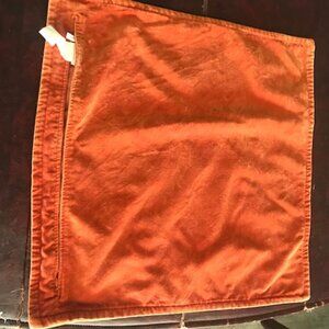 Pottery Barn 20" x 20" Velvet Pillow Cover, Zipper, Rust Color, Great Cond.